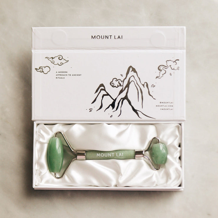 The  De-Puffing Jade Facial Roller