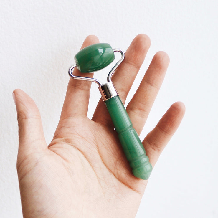 The Mini De-Puffing Jade Roller