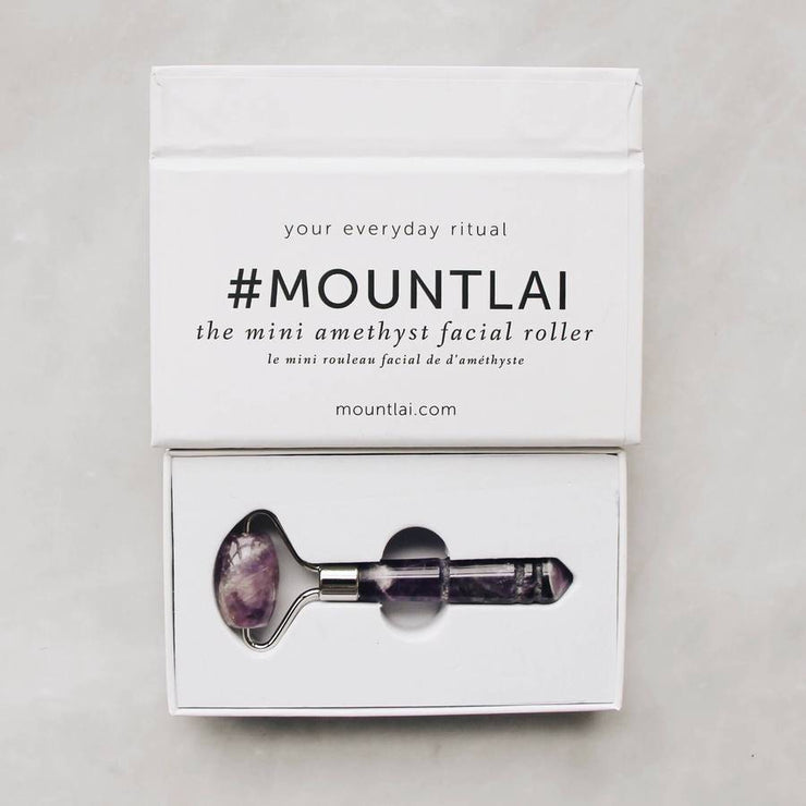 The Mini De-Puffing Facial Roller